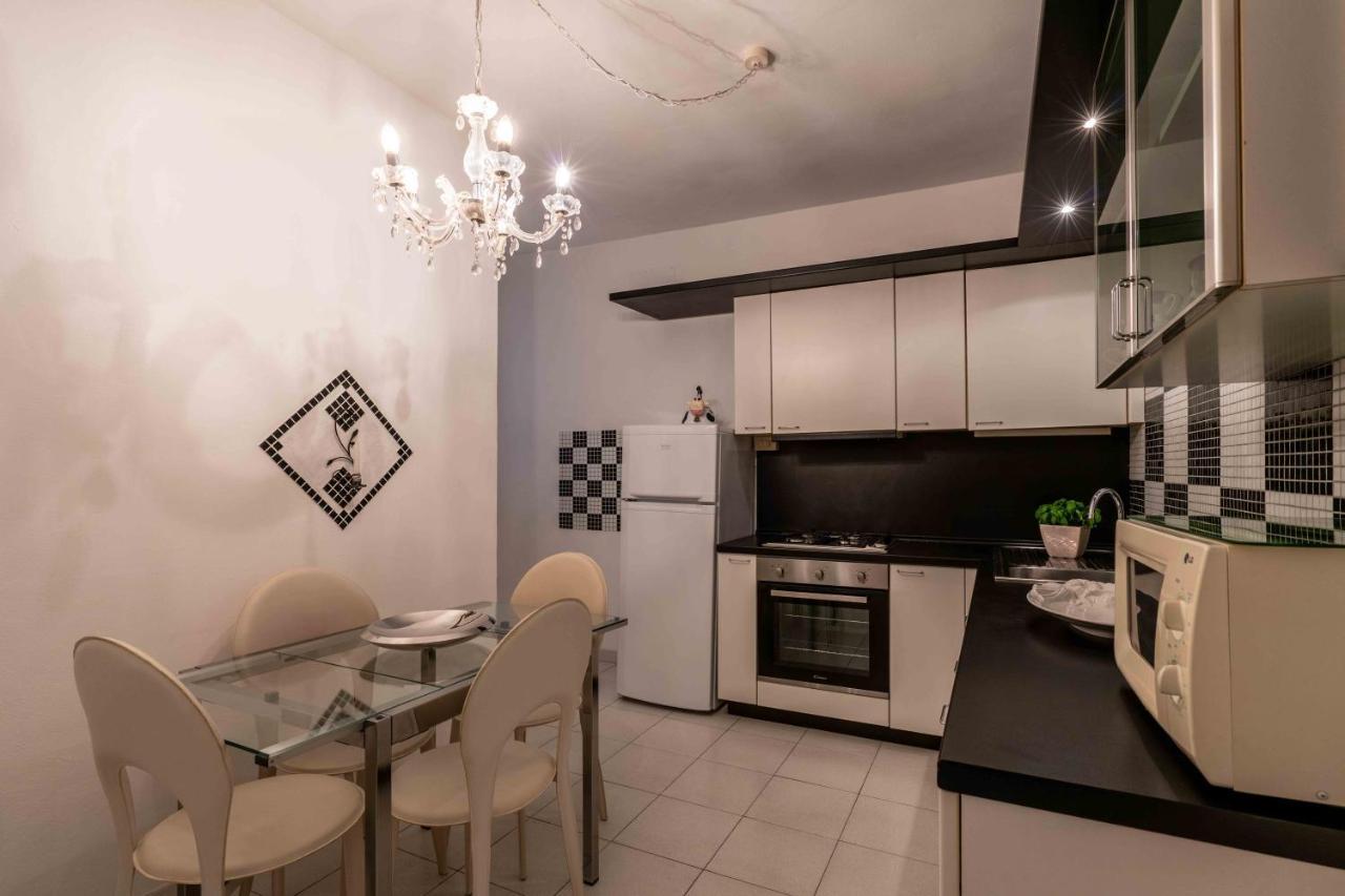 B&B Palazzo Del Duca แชร์โว ภายนอก รูปภาพ